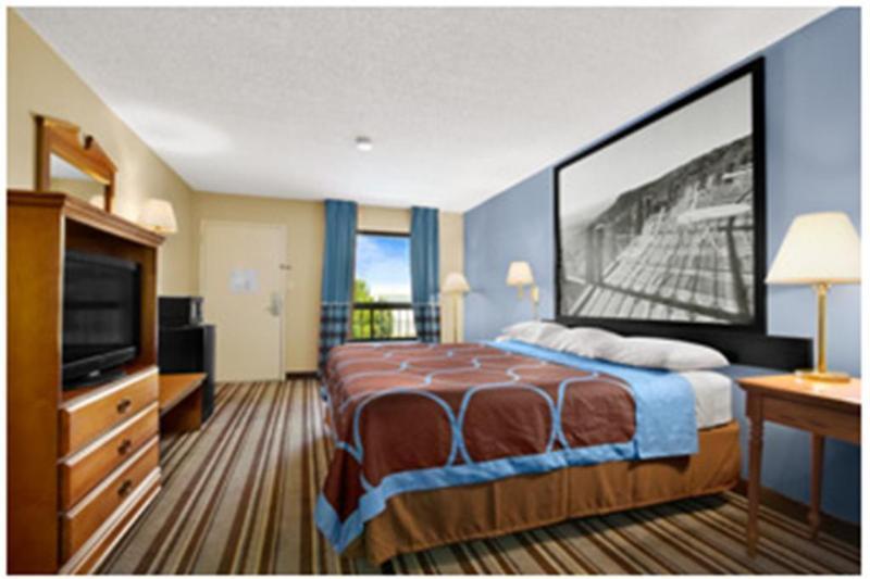 Super 8 By Wyndham Oxford Hotell Eksteriør bilde